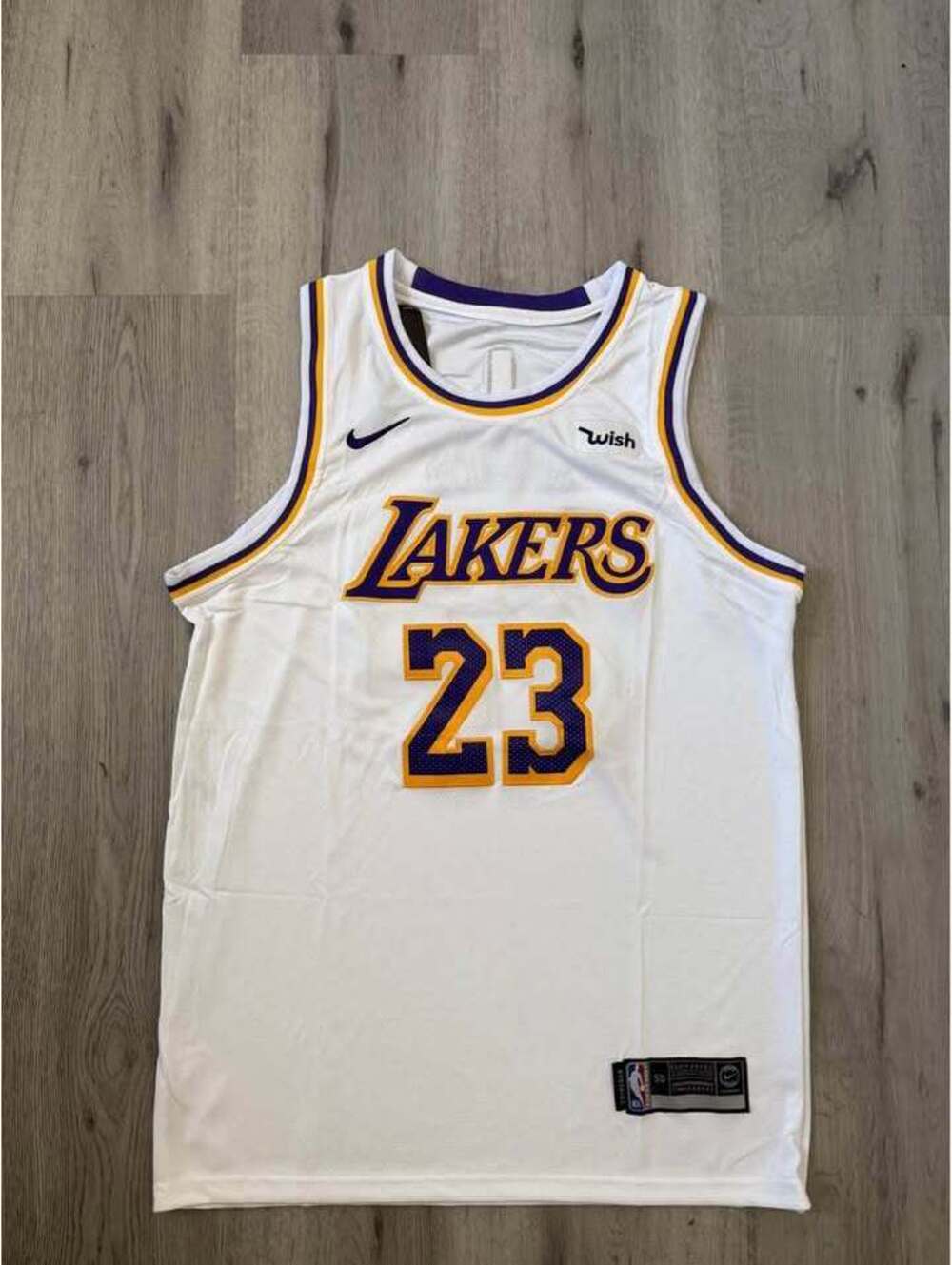 LeBron James Los Angeles Lakers Basketball Jersey Adult Large NWT